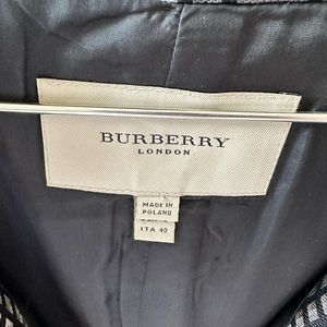 Burberry black, gray and gold plaid button casual shift. Classic Burberry